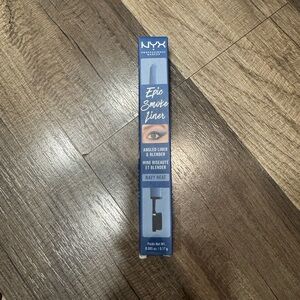 5/$25 NYX Epic Smoke Liner in Navy Heat